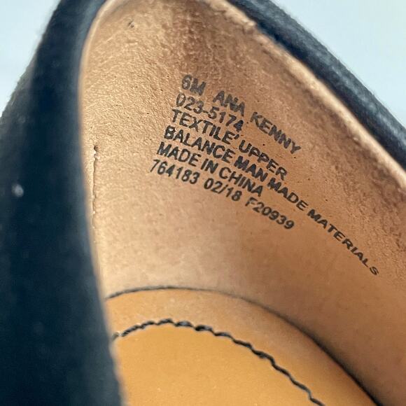 A.n.a Kenny Women’s Vegan Black Faux Suede Wedge Heel Size 6 - Picture 3 of 9